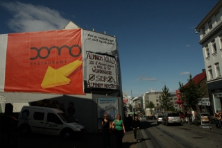 Borði á Laugarvegi