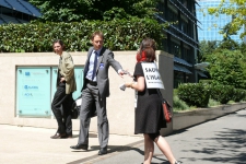 Action against Alcoa Geneve