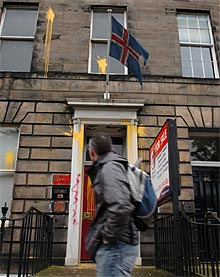 Edinburough Embassy paint action 20 july 2007