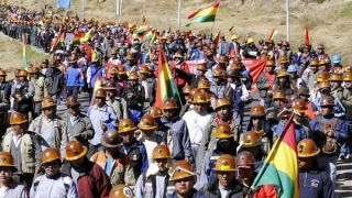 Bolivia: Protest against Glencore