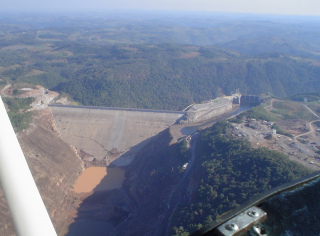 campos novos - Same type as the central Karahnjukar dam